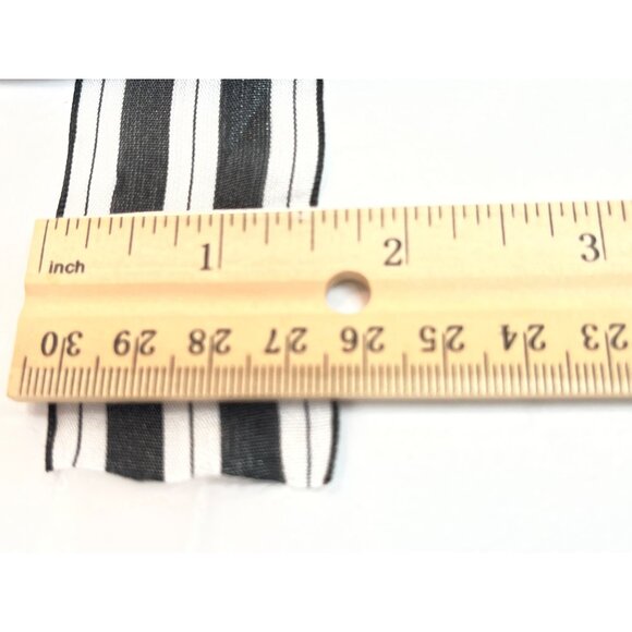 Black & White Striped Fabric Ribbon Roll 12 Ft Long 1.5 Inches Wide - Picture 2 of 5